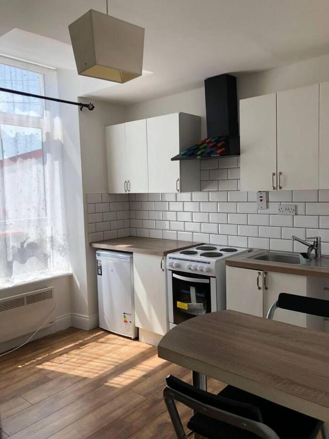 Beautiful 1-Bed Apartment In Cork Exterior foto